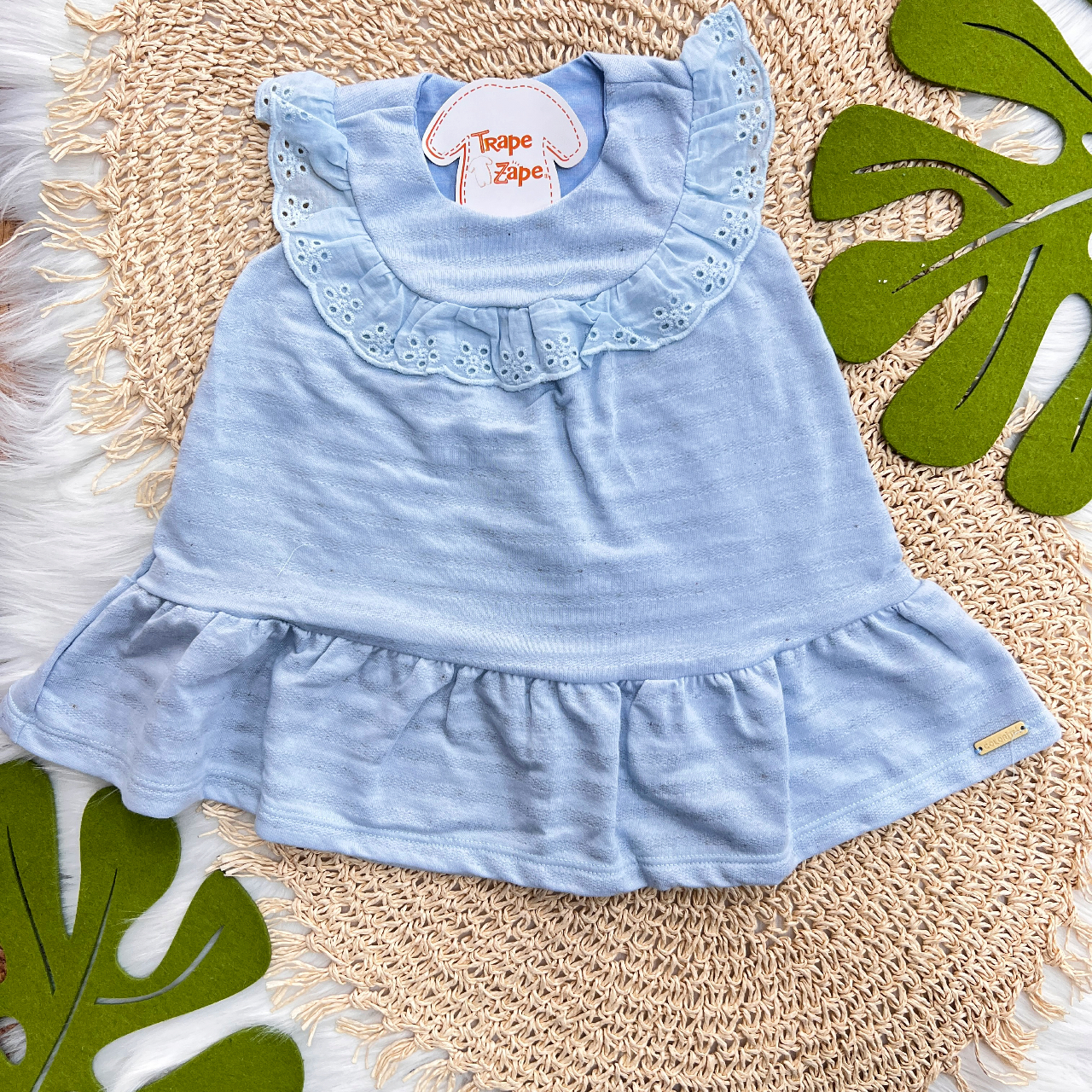 Vestido em Linho com Babado em Lese - Azul Claro